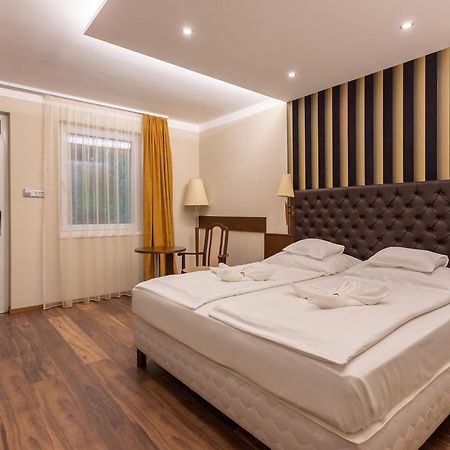 Szonyi Garden Hotel Pest Budapeşte Dış mekan fotoğraf