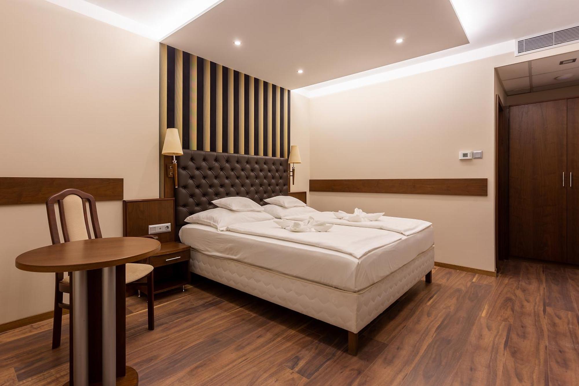 Szonyi Garden Hotel Pest Budapeşte Dış mekan fotoğraf