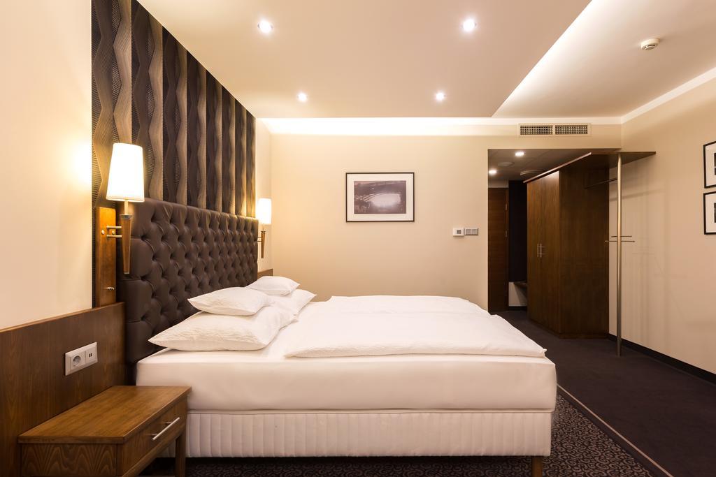 Szonyi Garden Hotel Pest Budapeşte Dış mekan fotoğraf