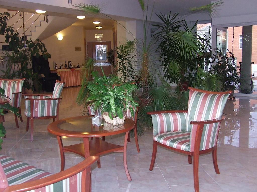 Szonyi Garden Hotel Pest Budapeşte Dış mekan fotoğraf