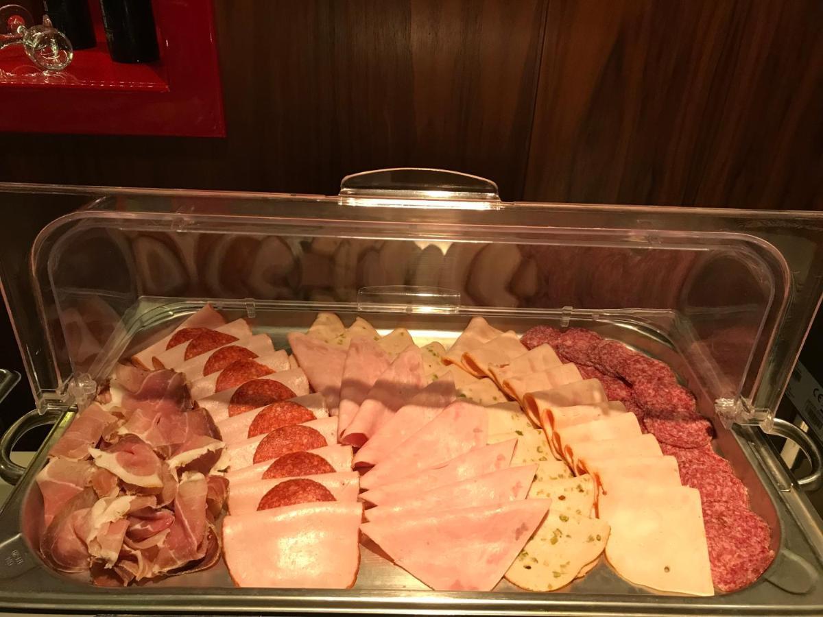 Szonyi Garden Hotel Pest Budapeşte Dış mekan fotoğraf